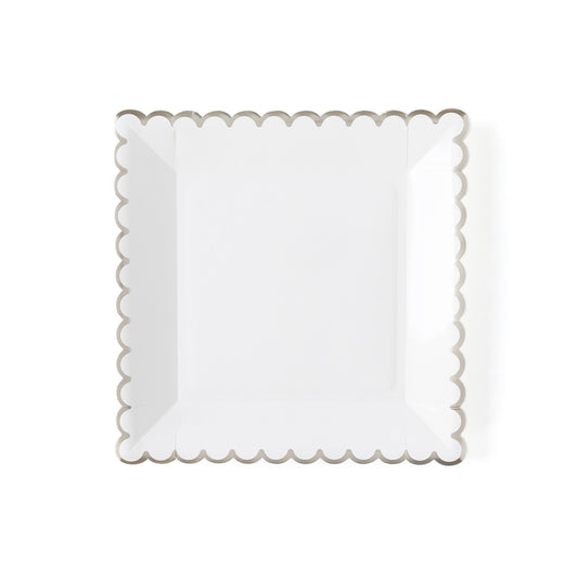 WINTER WHITE SCALLOPED PLATE