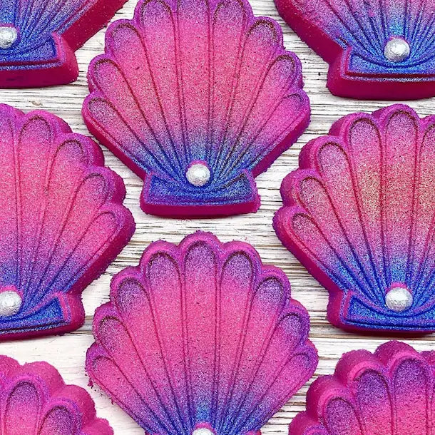 SEASHELL BATH BOMB