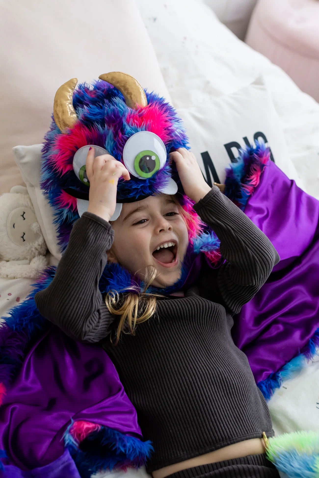 GOOBER THE MONSTER CAPE