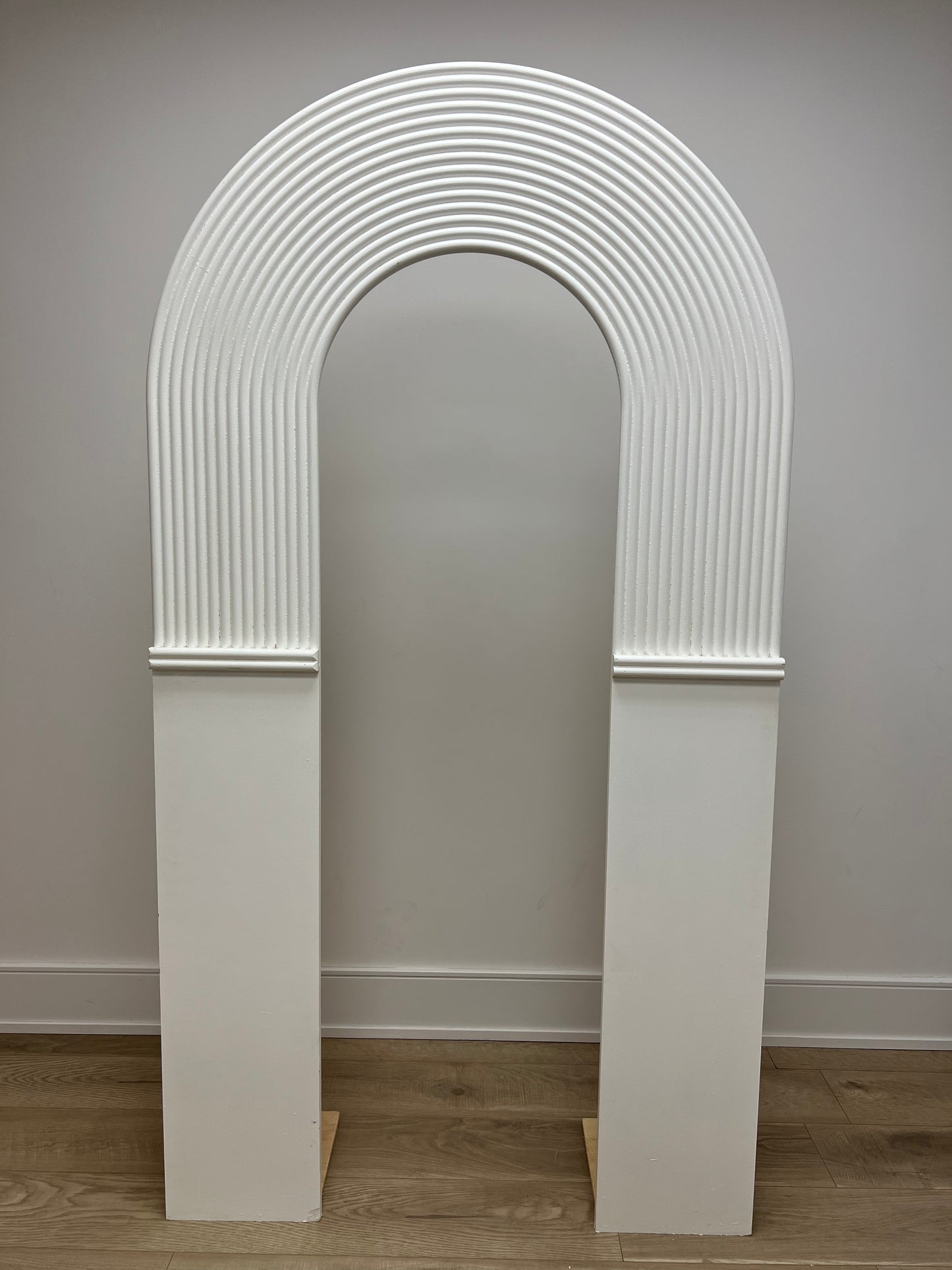 HOLLOW RIPPLE ARCH RENTAL