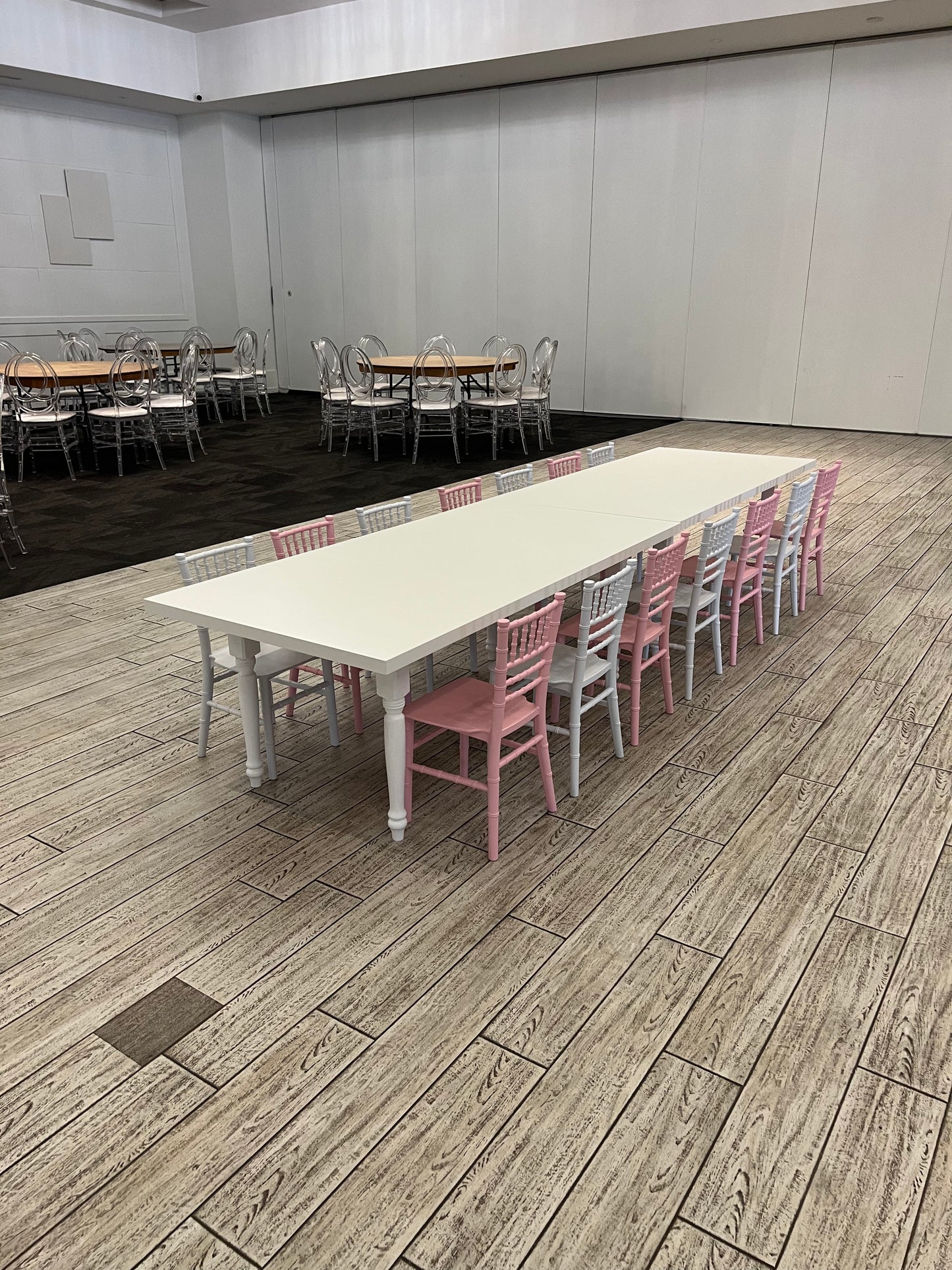 CHILDREN'S GRANDE TABLE RENTAL
