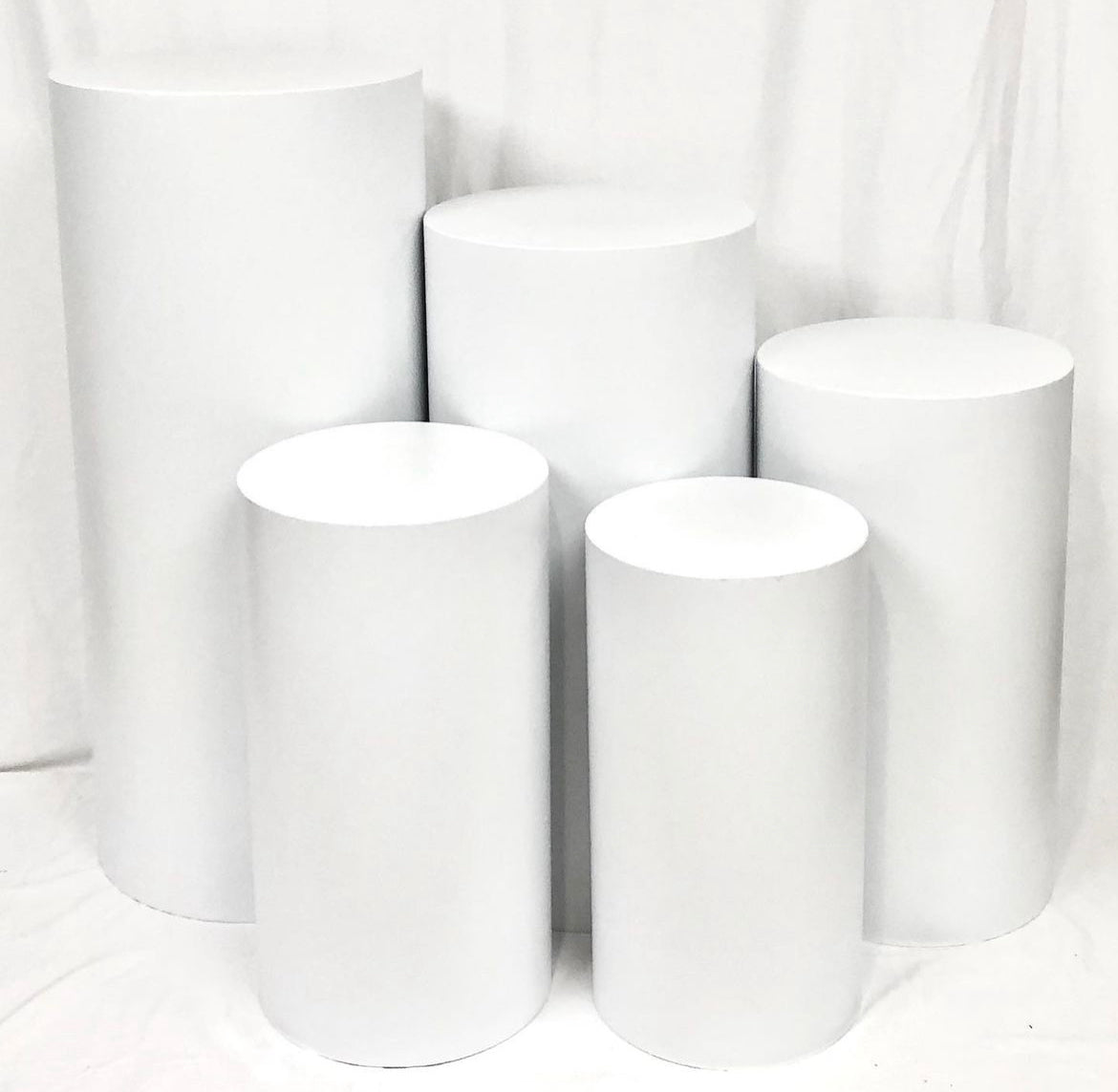 WHITE ROUND METAL PLINTHS