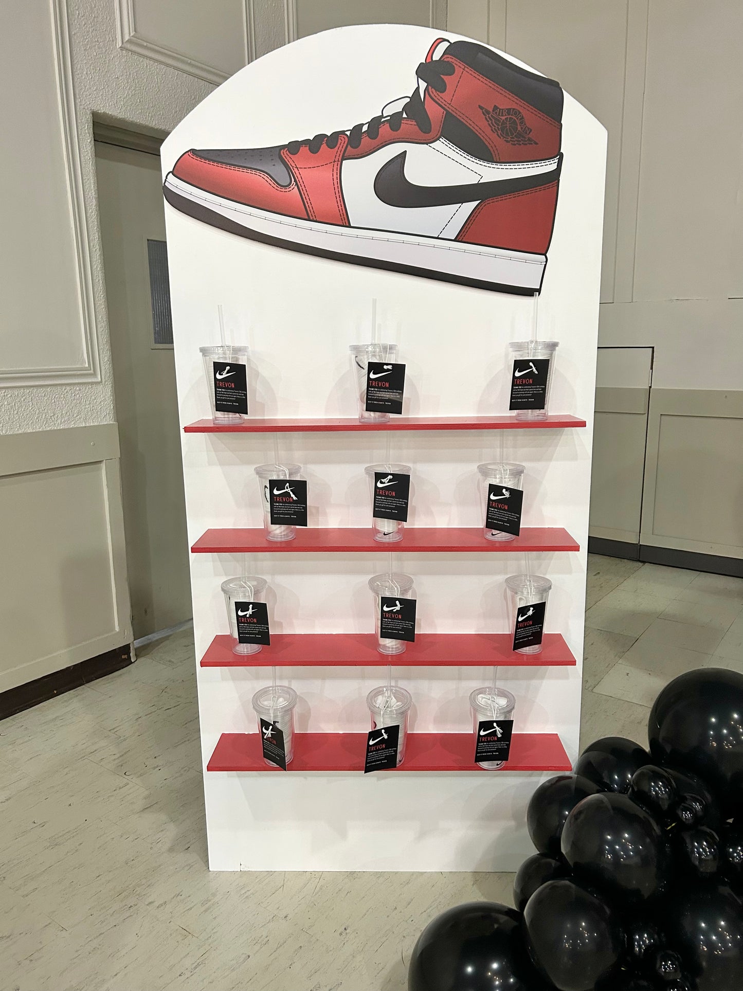 FAVOUR WALL RENTAL