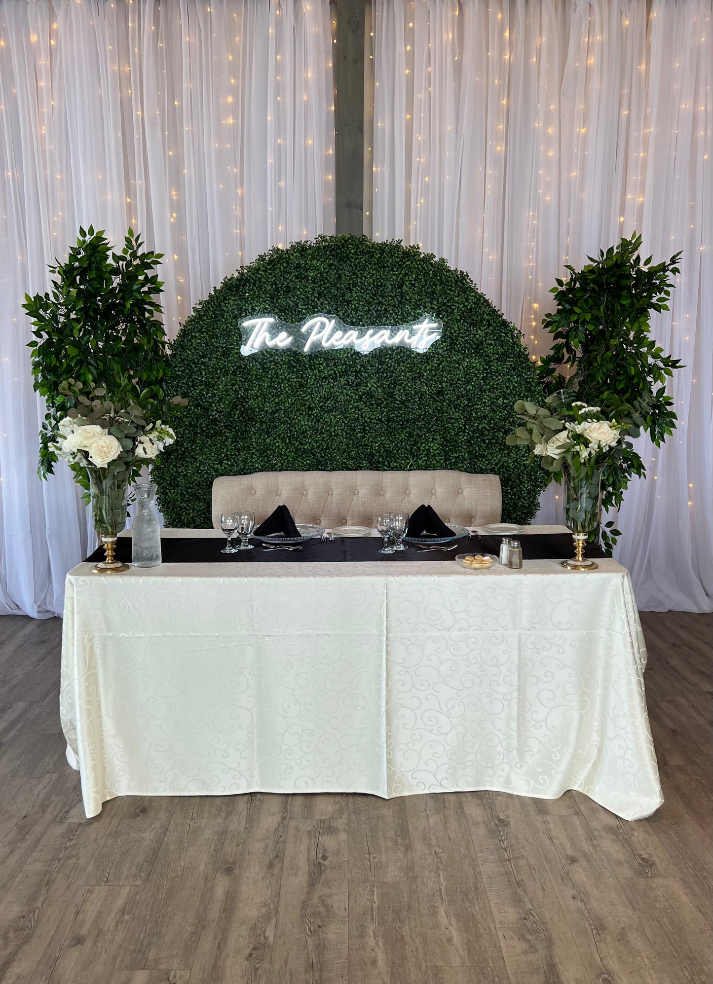 FOLIAGE BACKDROP RENTAL