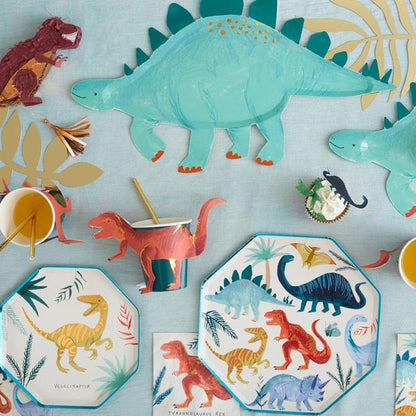 DINOSAUR KINGDOM LARGE PLATES
