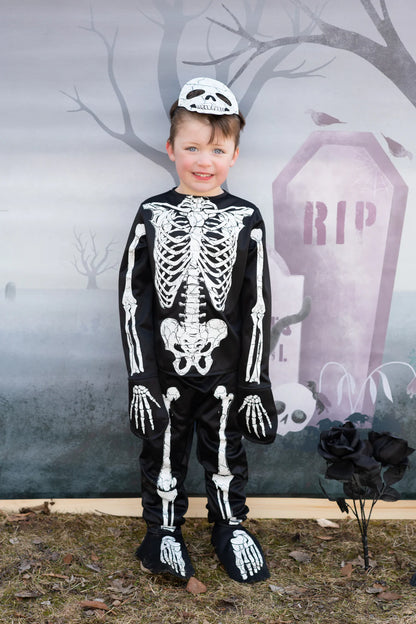 GLOW IN THE DARK SKELETON