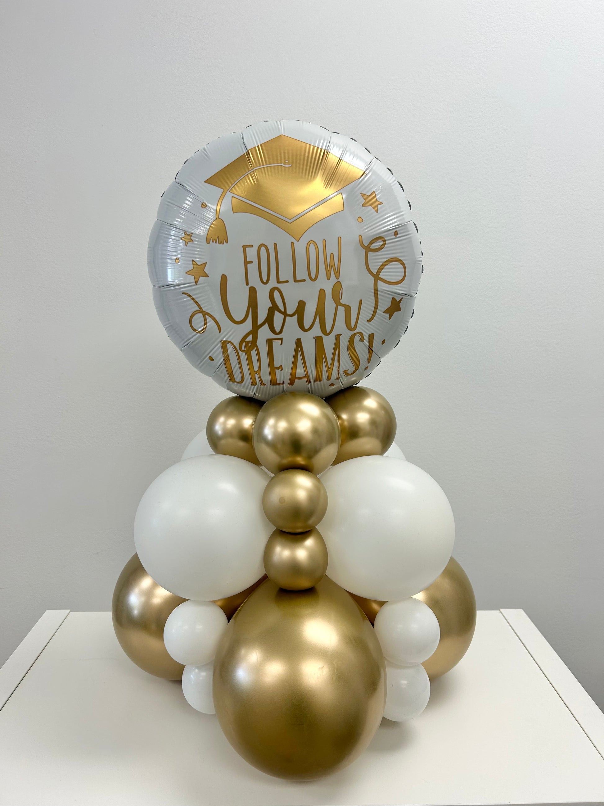 Grad Topper Stand GRAD TABLE TOPPER – PICCOLO PARTIES