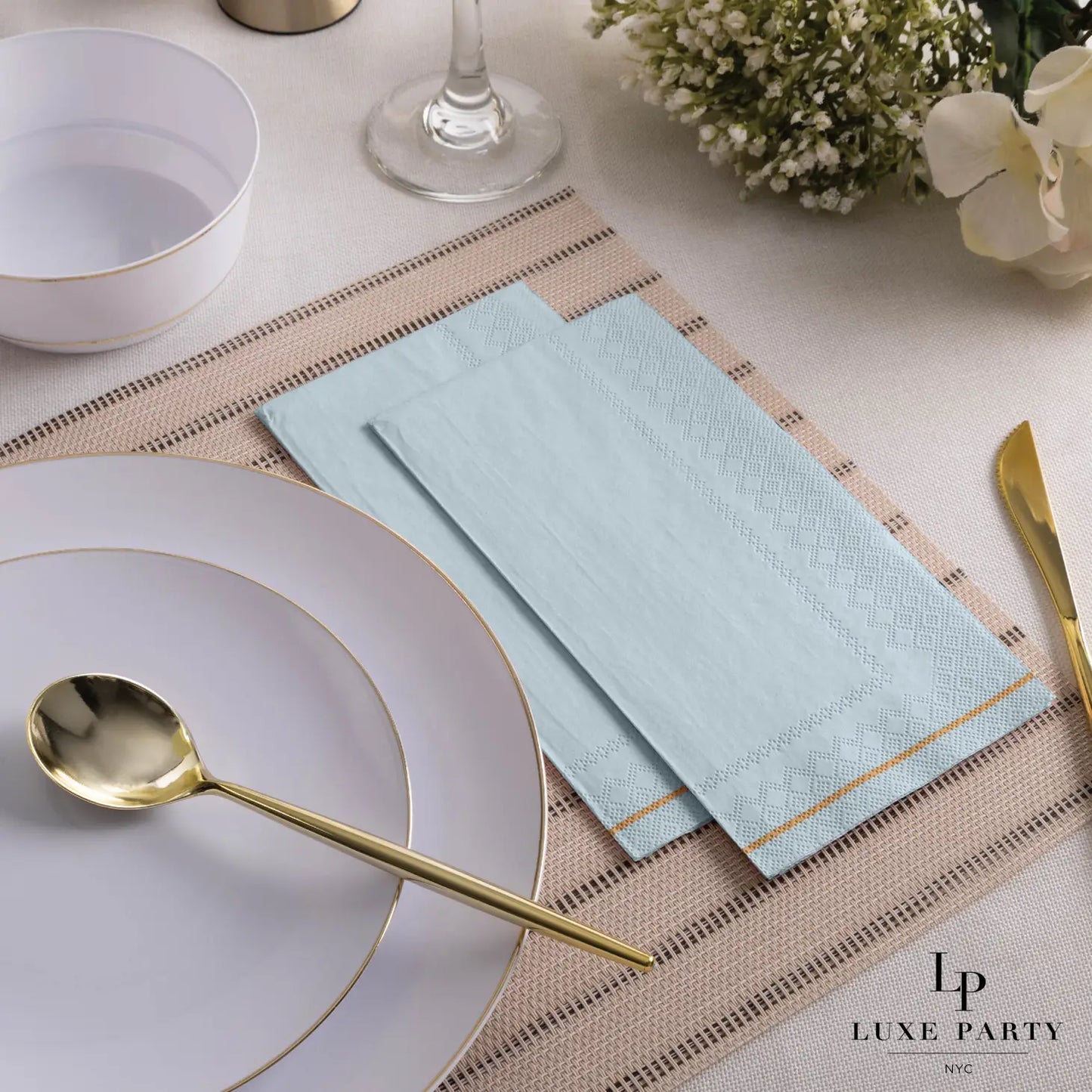MINT WITH GOLD STRIPE NAPKINS
